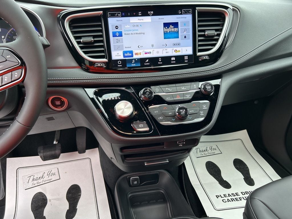 2026 Chrysler Pacifica PACIFICA SELECT AWD