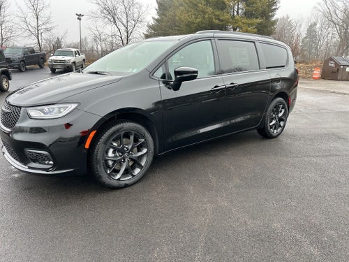 2026 Chrysler Pacifica PACIFICA SELECT AWD