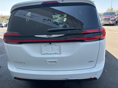 2026 Chrysler Pacifica PACIFICA SELECT AWD