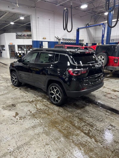 2026 Jeep Compass COMPASS LIMITED 4X4