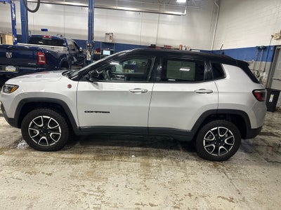 2024 Jeep Compass Trailhawk 4x4