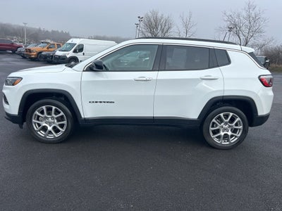 2022 Jeep Compass Latitude Lux 4x4