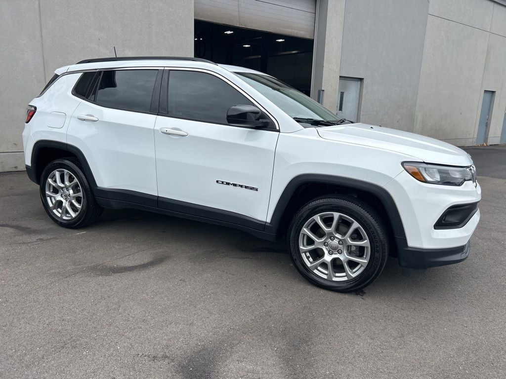 2022 Jeep Compass Latitude Lux 4x4