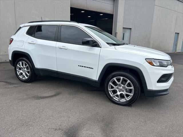 2022 Jeep Compass Latitude Lux 4x4