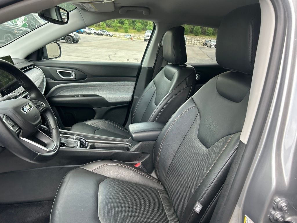 2022 Jeep Compass Latitude Lux 4x4