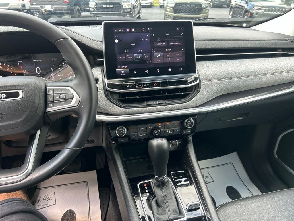 2022 Jeep Compass Latitude Lux 4x4