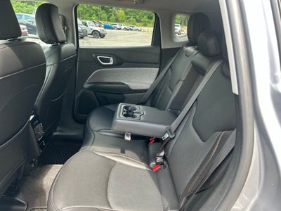 2022 Jeep Compass Latitude Lux 4x4