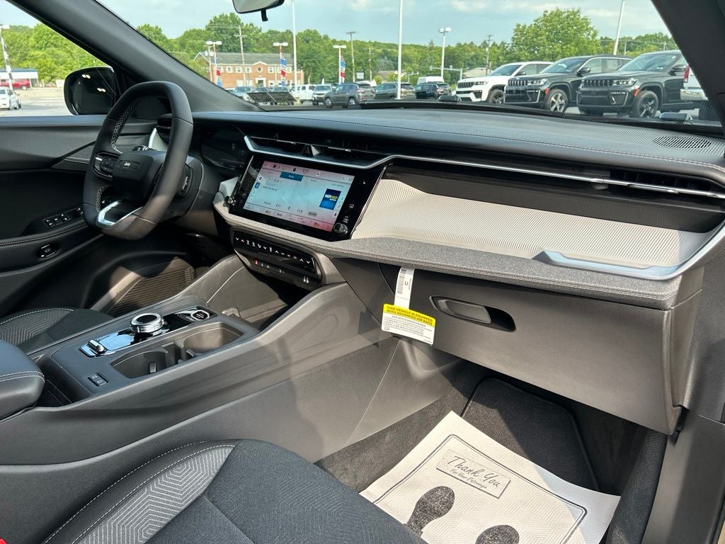 2026 Jeep Cherokee CHEROKEE LAREDO 4X4