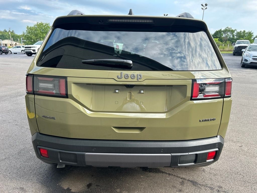 2026 Jeep Cherokee CHEROKEE LAREDO 4X4