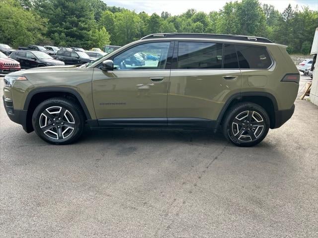 2026 Jeep Cherokee CHEROKEE LAREDO 4X4