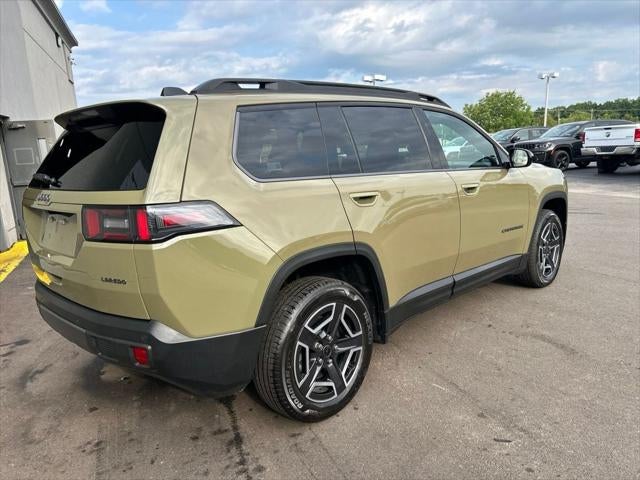 2026 Jeep Cherokee CHEROKEE LAREDO 4X4