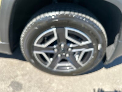 2026 Jeep Cherokee CHEROKEE LAREDO 4X4
