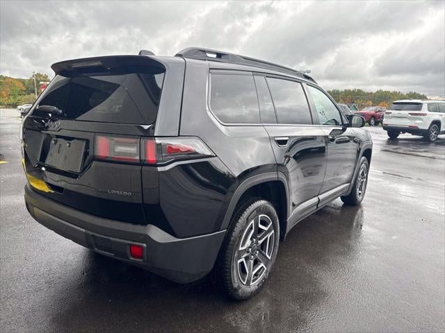 2027 Jeep Cherokee CHEROKEE LAREDO 4X4
