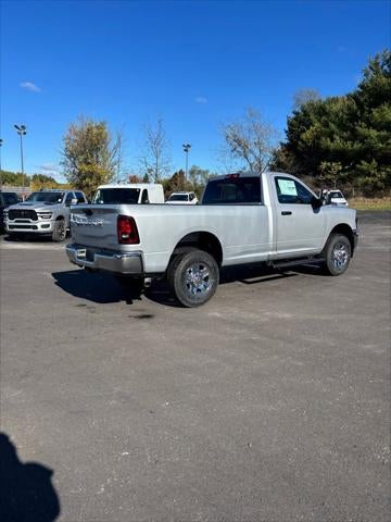 2026 RAM Ram 3500 RAM 3500 TRADESMAN REGULAR CAB 4X4 8' BOX