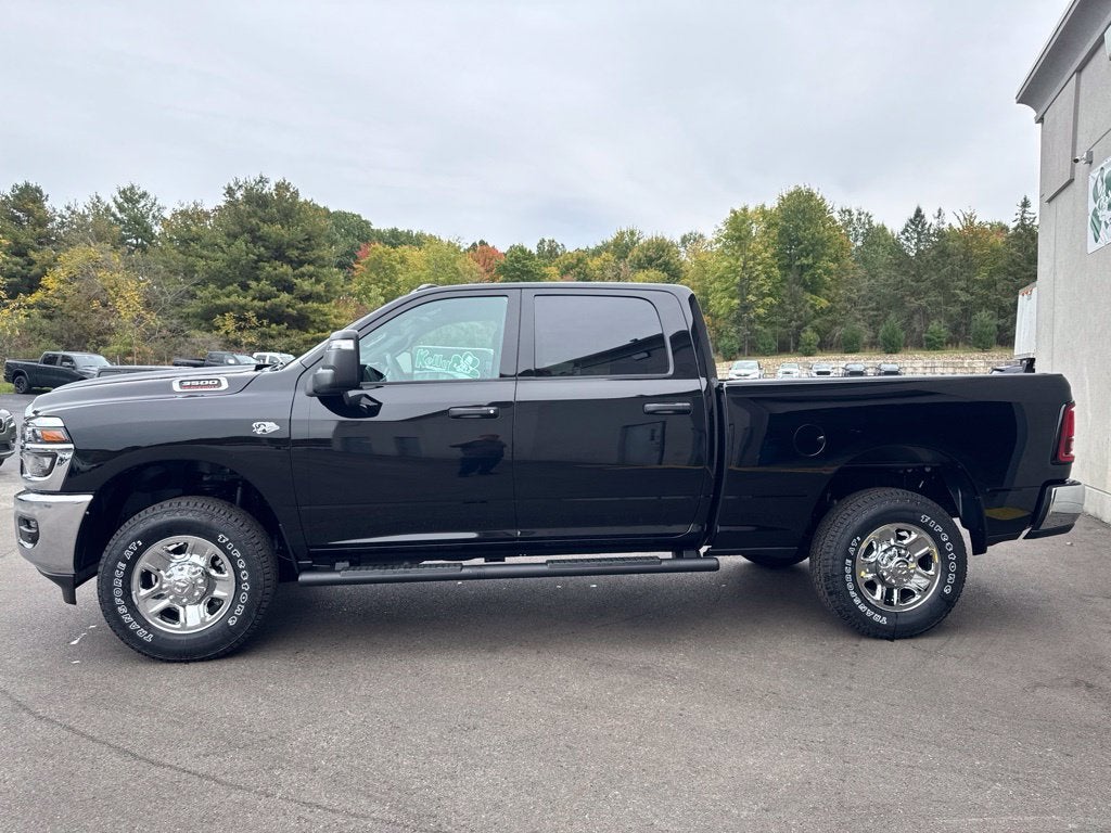 2027 RAM Ram 3500 RAM 3500 TRADESMAN CREW CAB 4X4 6'4' BOX