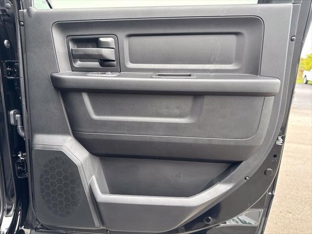 2027 RAM Ram 3500 RAM 3500 TRADESMAN CREW CAB 4X4 6'4' BOX