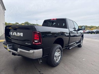 2027 RAM Ram 3500 RAM 3500 TRADESMAN CREW CAB 4X4 6'4' BOX