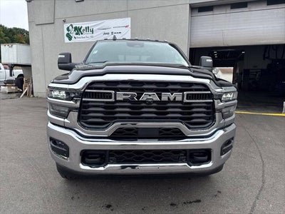 2027 RAM Ram 3500 RAM 3500 TRADESMAN CREW CAB 4X4 6'4' BOX