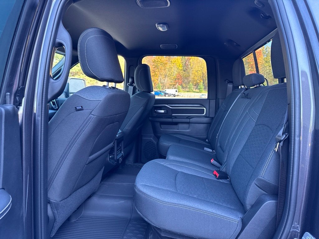 2027 RAM Ram 2500 RAM 2500 BIG HORN CREW CAB 4X4 6'4' BOX