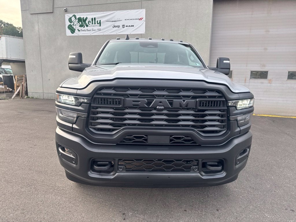 2027 RAM Ram 2500 RAM 2500 TRADESMAN REGULAR CAB 4X4 8' BOX
