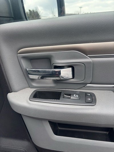 2018 RAM 1500 Big Horn Crew Cab 4x4 5'7' Box