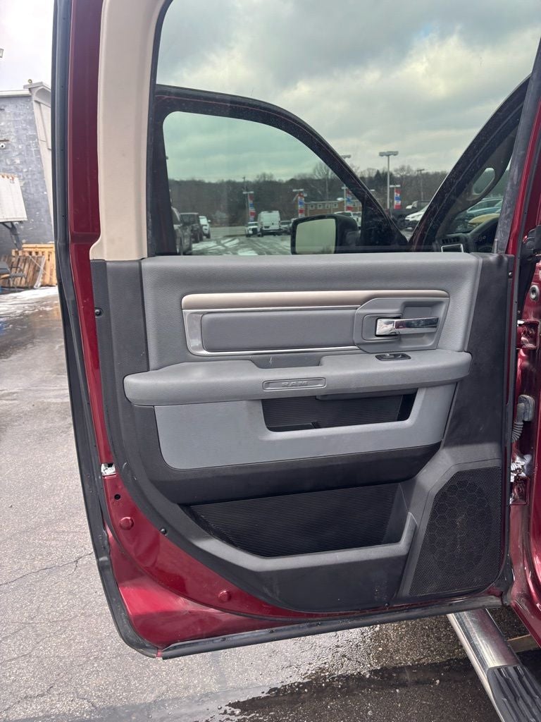 2018 RAM 1500 Big Horn Crew Cab 4x4 5'7' Box