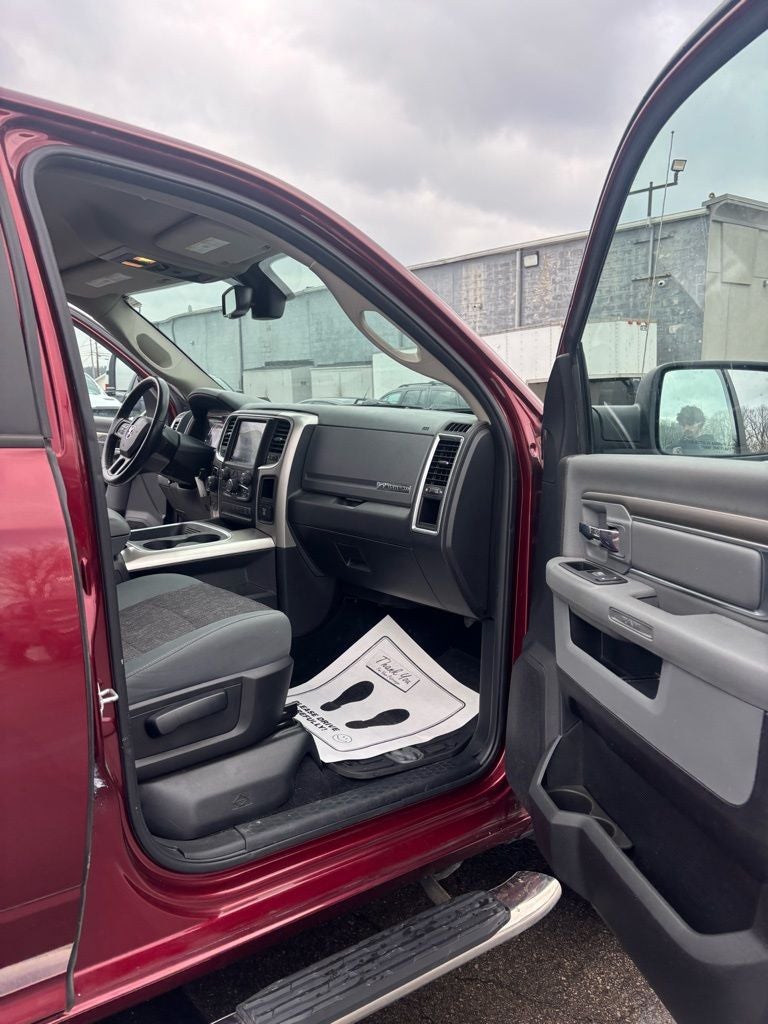 2018 RAM 1500 Big Horn Crew Cab 4x4 5'7' Box