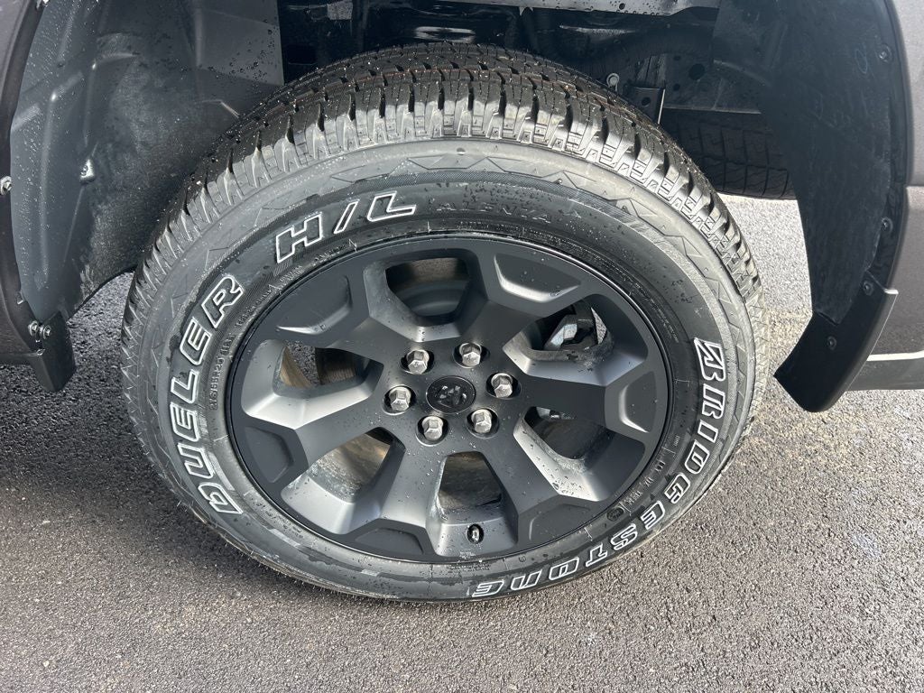 2026 RAM Ram 1500 RAM 1500 EXPRESS CREW CAB 4X4 5'7' BOX