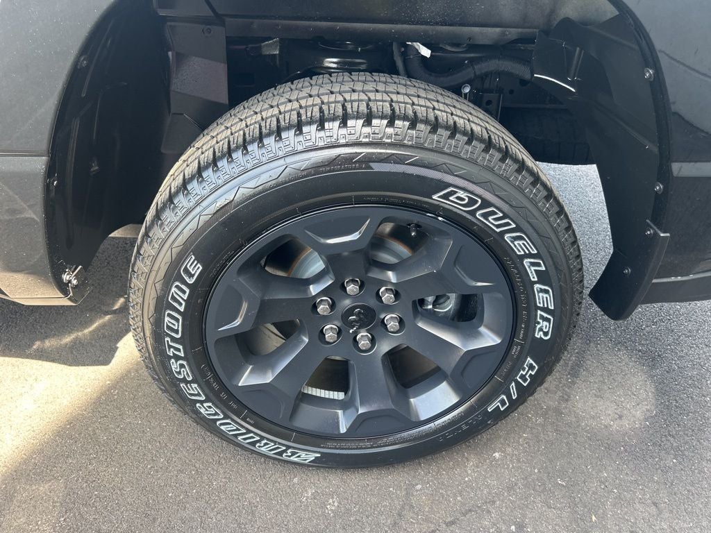 2026 RAM Ram 1500 RAM 1500 EXPRESS CREW CAB 4X4 5'7' BOX