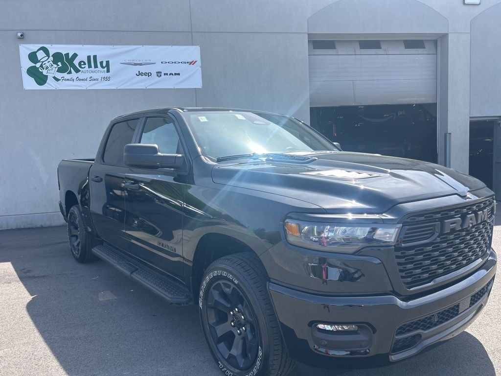 2026 RAM Ram 1500 RAM 1500 EXPRESS CREW CAB 4X4 5'7' BOX