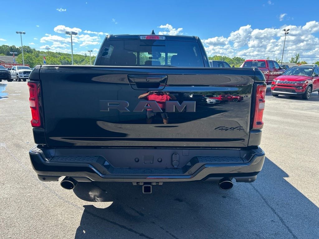 2026 RAM Ram 1500 RAM 1500 EXPRESS CREW CAB 4X4 5'7' BOX