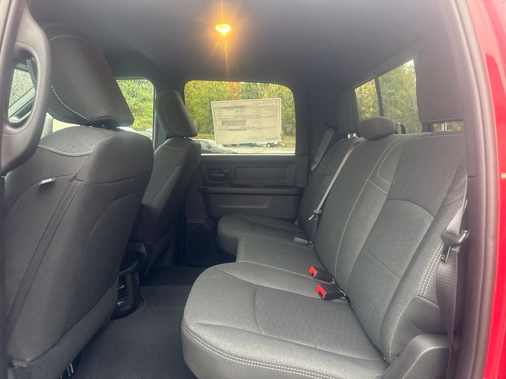 2027 RAM Ram 2500 RAM 2500 TRADESMAN CREW CAB 4X4 6'4' BOX
