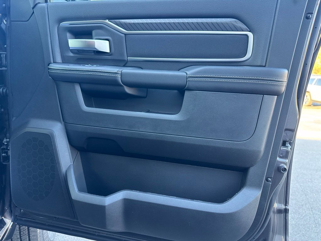 2027 RAM Ram 2500 RAM 2500 BIG HORN CREW CAB 4X4 6'4' BOX