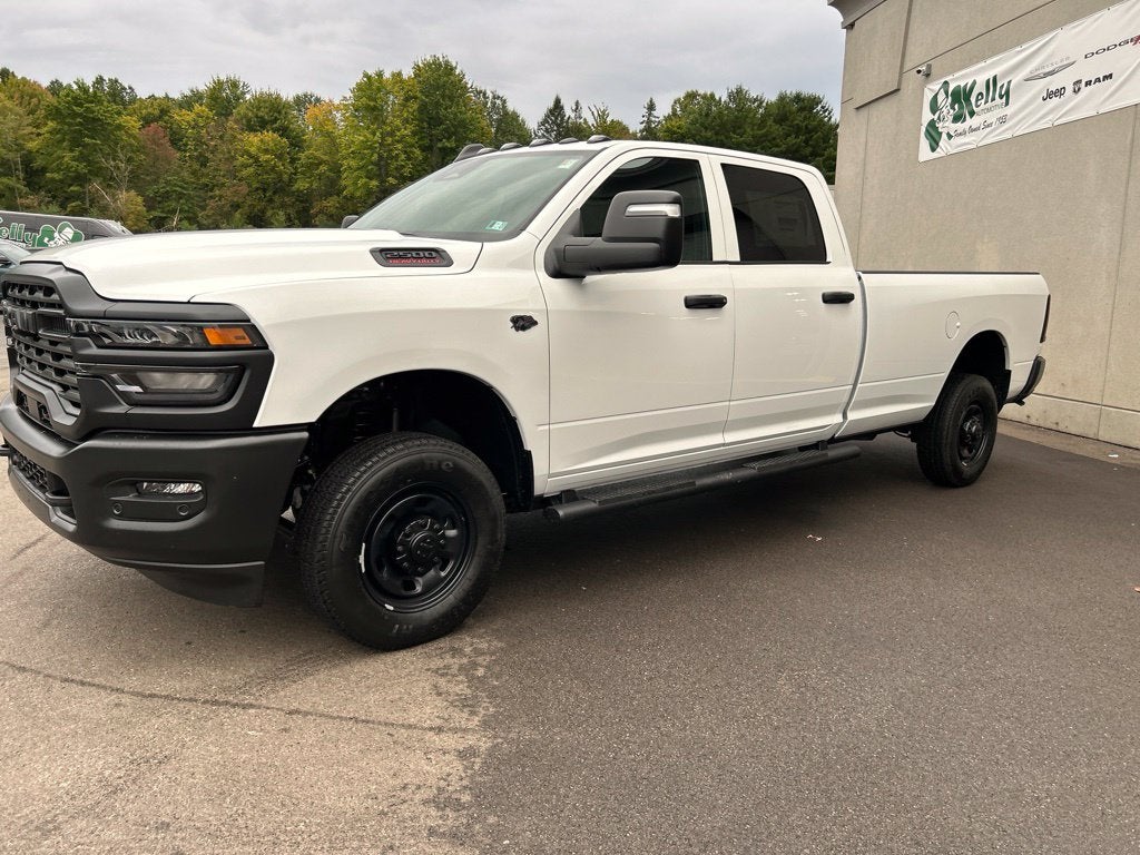 2027 RAM Ram 2500 RAM 2500 TRADESMAN CREW CAB 4X4 8' BOX