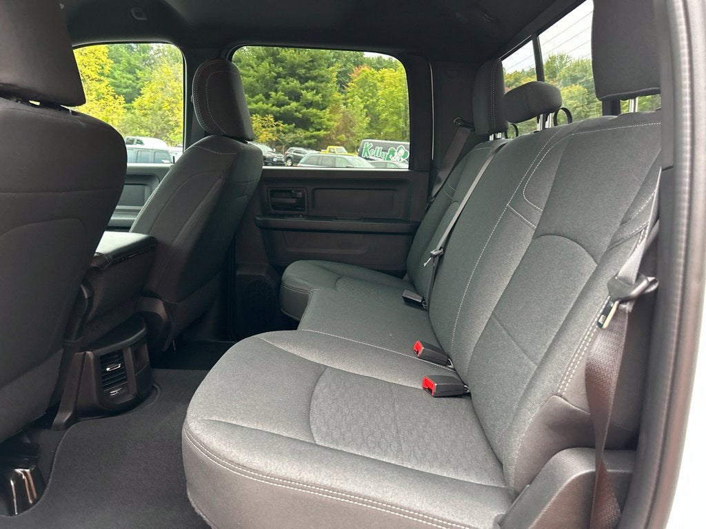 2027 RAM Ram 2500 RAM 2500 TRADESMAN CREW CAB 4X4 8' BOX