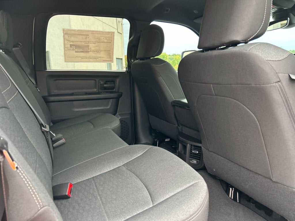 2027 RAM Ram 2500 RAM 2500 TRADESMAN CREW CAB 4X4 8' BOX