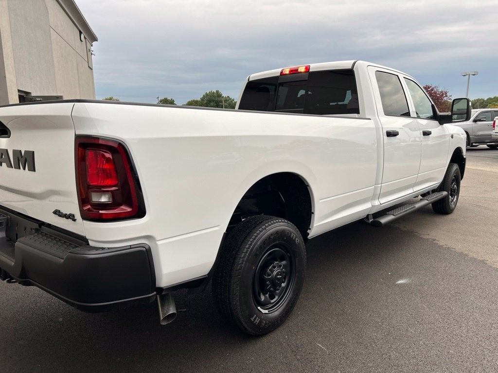 2027 RAM Ram 2500 RAM 2500 TRADESMAN CREW CAB 4X4 8' BOX