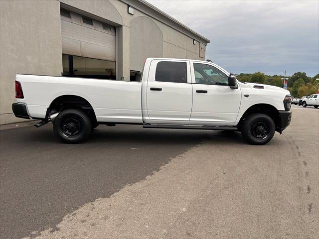 2027 RAM Ram 2500 RAM 2500 TRADESMAN CREW CAB 4X4 8' BOX