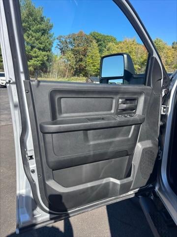 2026 RAM Ram 2500 RAM 2500 BLACK EXPRESS CREW CAB 4X4 8' BOX