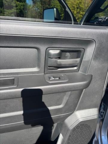 2026 RAM Ram 2500 RAM 2500 BLACK EXPRESS CREW CAB 4X4 8' BOX