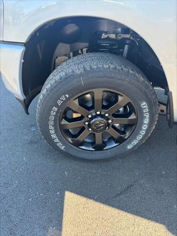 2026 RAM Ram 2500 RAM 2500 BLACK EXPRESS CREW CAB 4X4 8' BOX