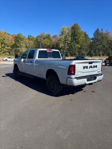 2026 RAM Ram 2500 RAM 2500 BLACK EXPRESS CREW CAB 4X4 8' BOX