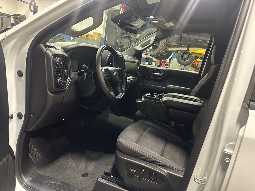 2023 Chevrolet Silverado 1500 4WD Crew Cab Short Bed Custom Trail Boss