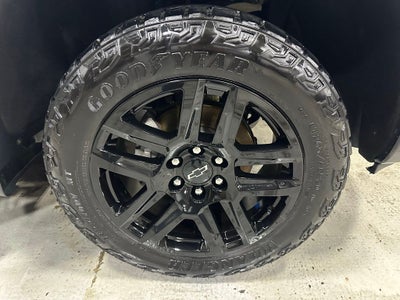 2023 Chevrolet Silverado 1500 4WD Crew Cab Short Bed Custom Trail Boss