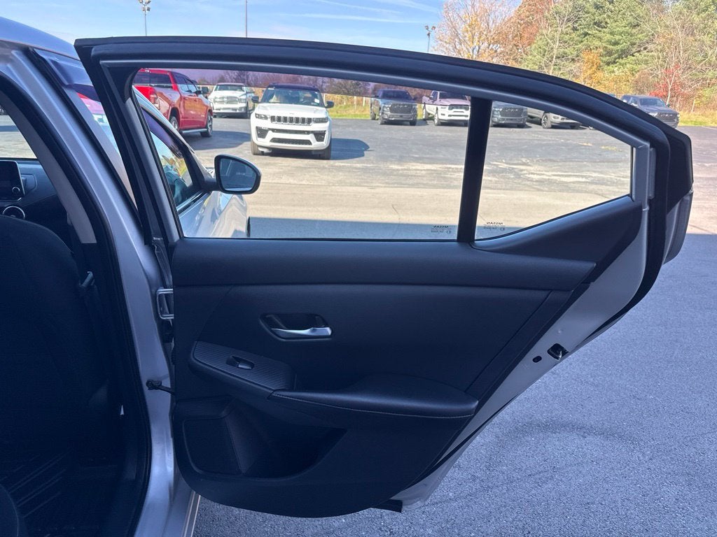 2021 Nissan Sentra SV Xtronic CVT