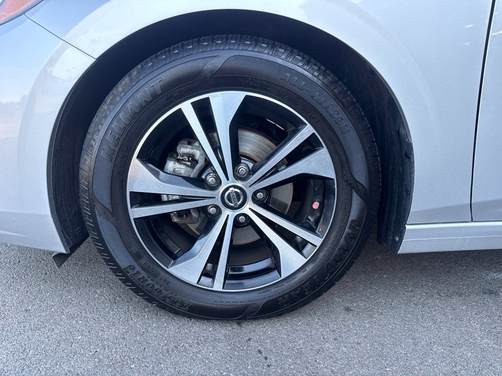 2021 Nissan Sentra SV Xtronic CVT