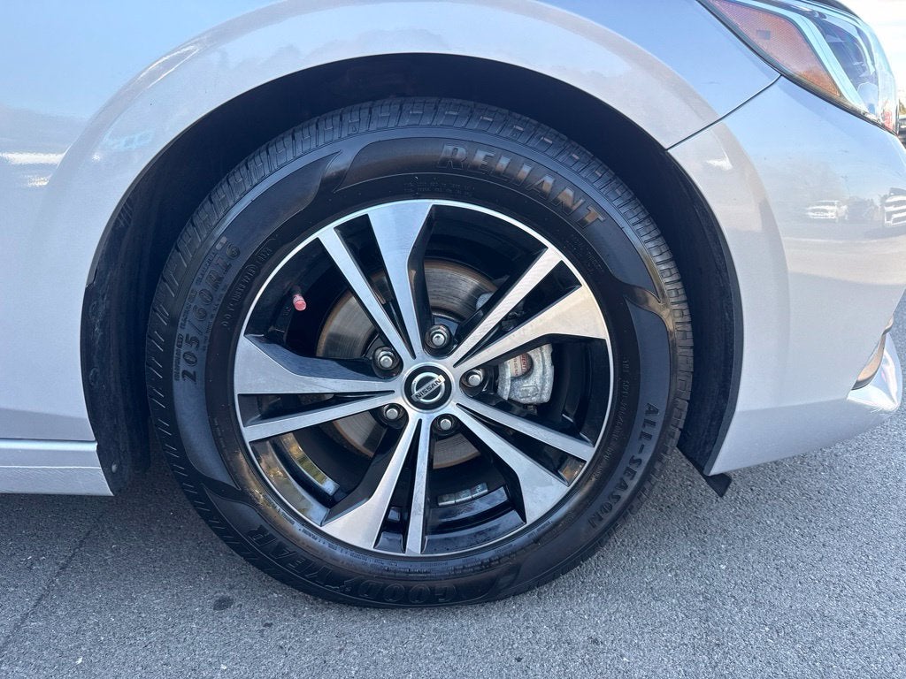 2021 Nissan Sentra SV Xtronic CVT