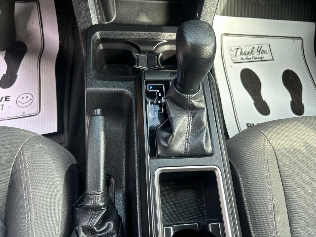 2023 Toyota Tacoma SR V6