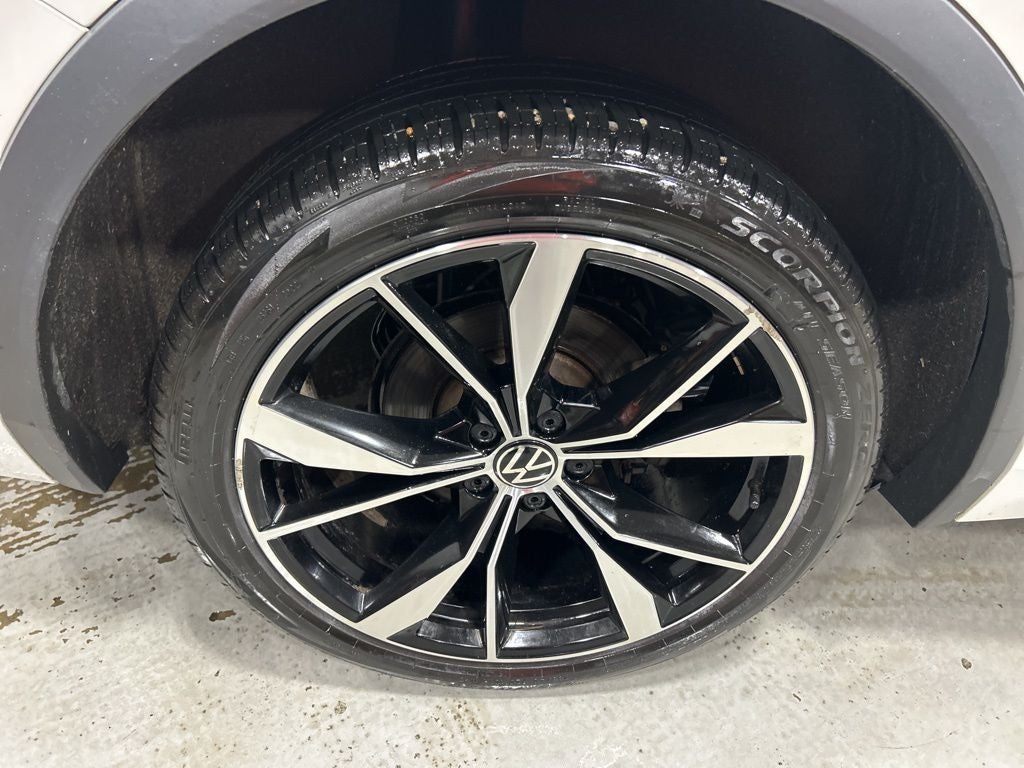2022 Volkswagen Tiguan 2.0T SEL R-Line