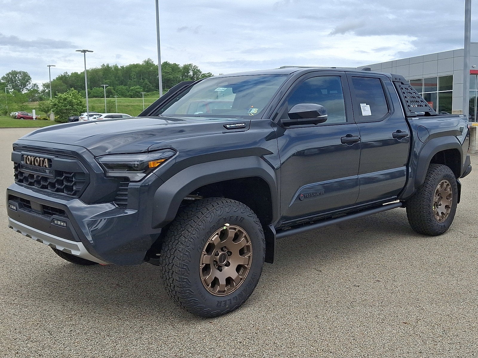 2026 Toyota Tacoma i-FORCE MAX Tacoma Trailhunter